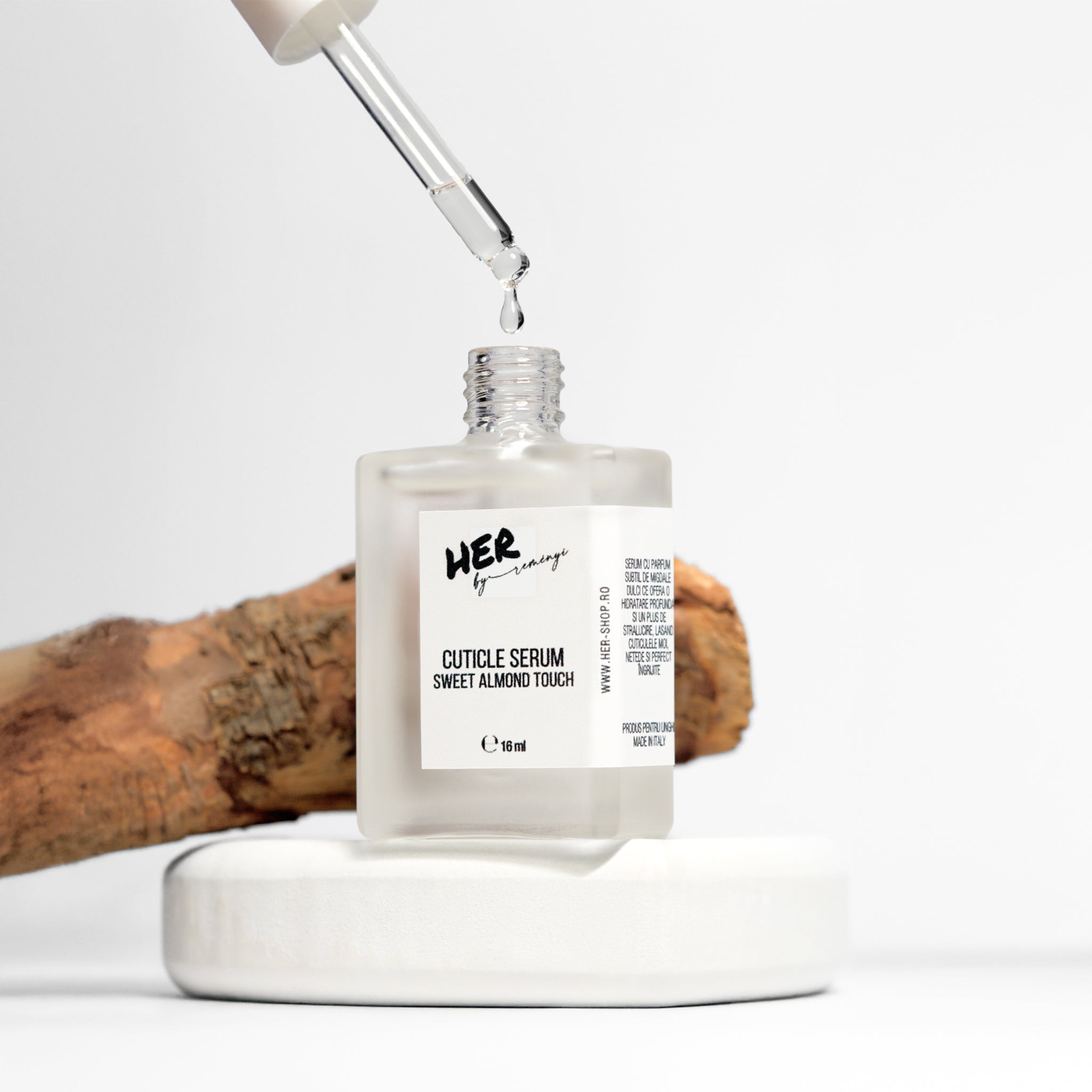 Cuticle Serum Sweet Almond Touch - Ser pentru cuticule cu parfum de migdale