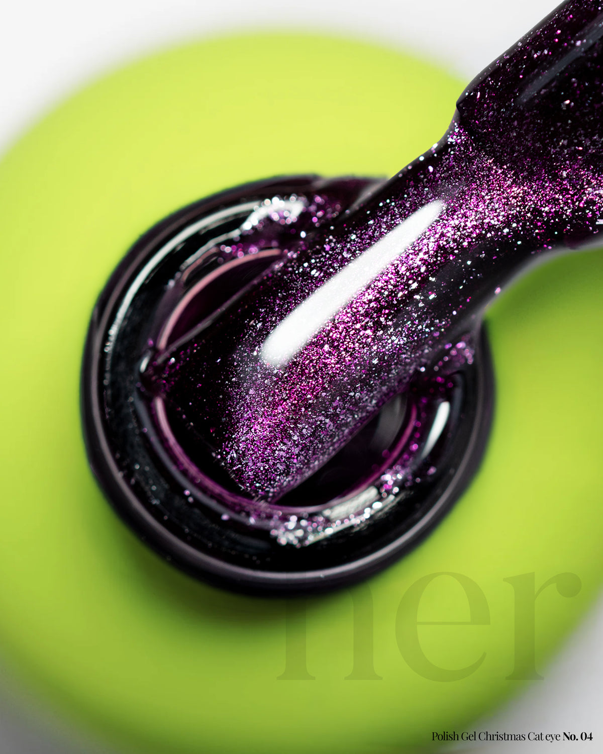 Polish Gel - CHRISTMAS CAT EYE NO. 04