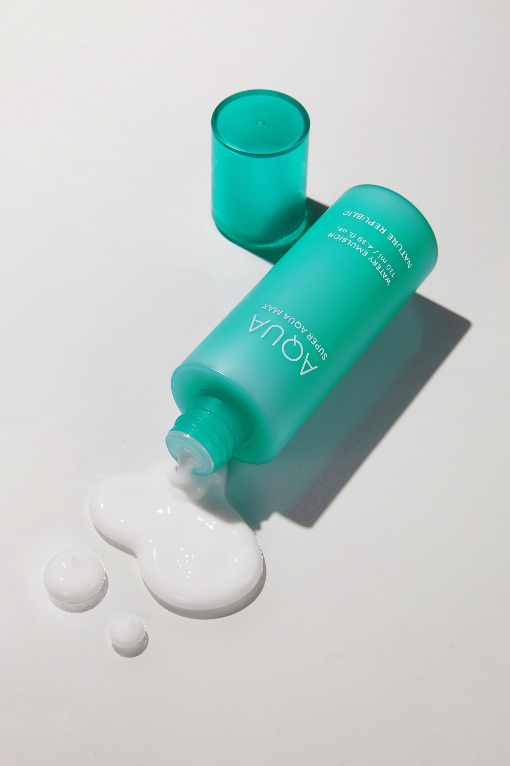Super Aqua Max Watery Emulsion - Emulsie de fata hidratanta cu complex marin