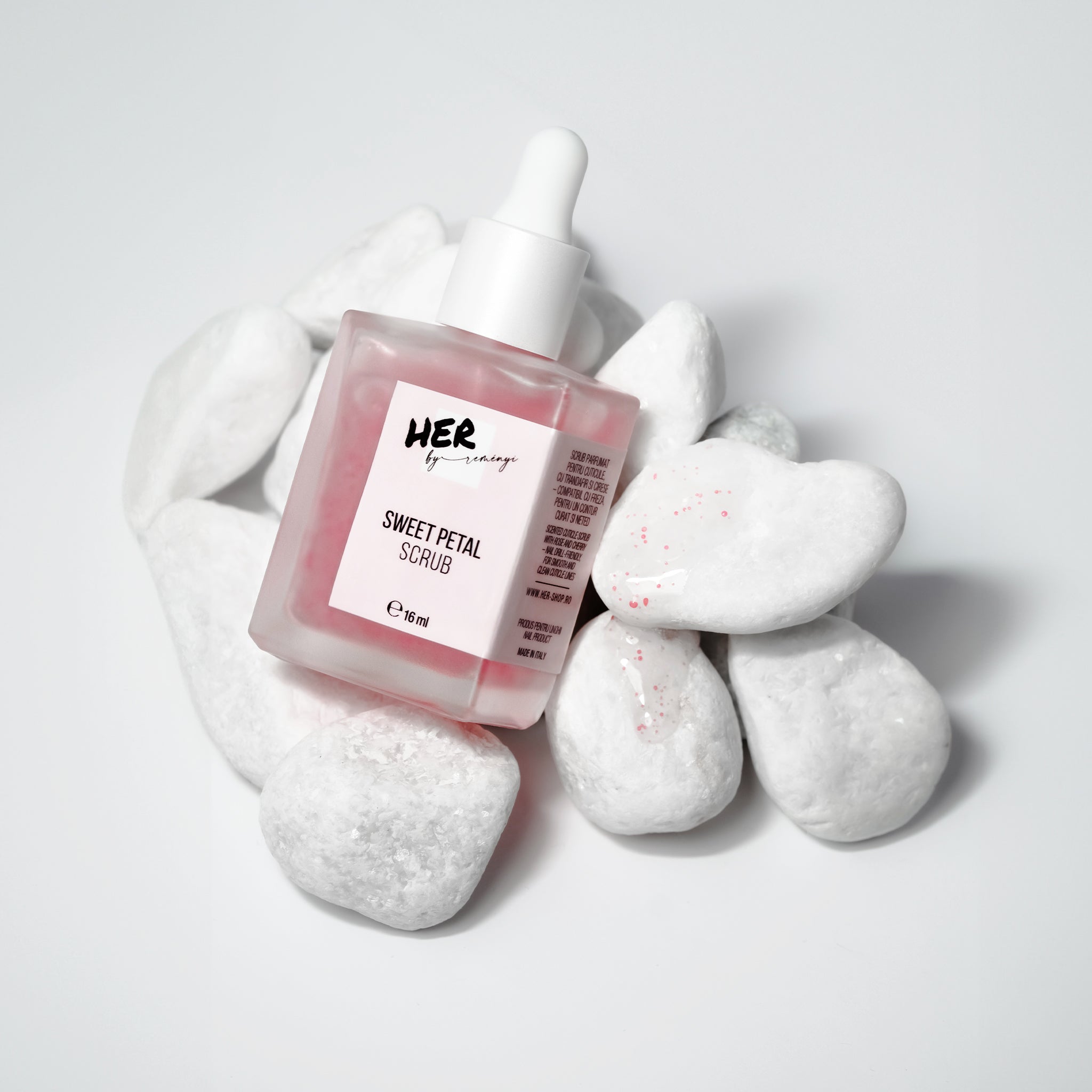 Sweet Petal Scrub - Exfoliant pentru cuticule cu parfum floral