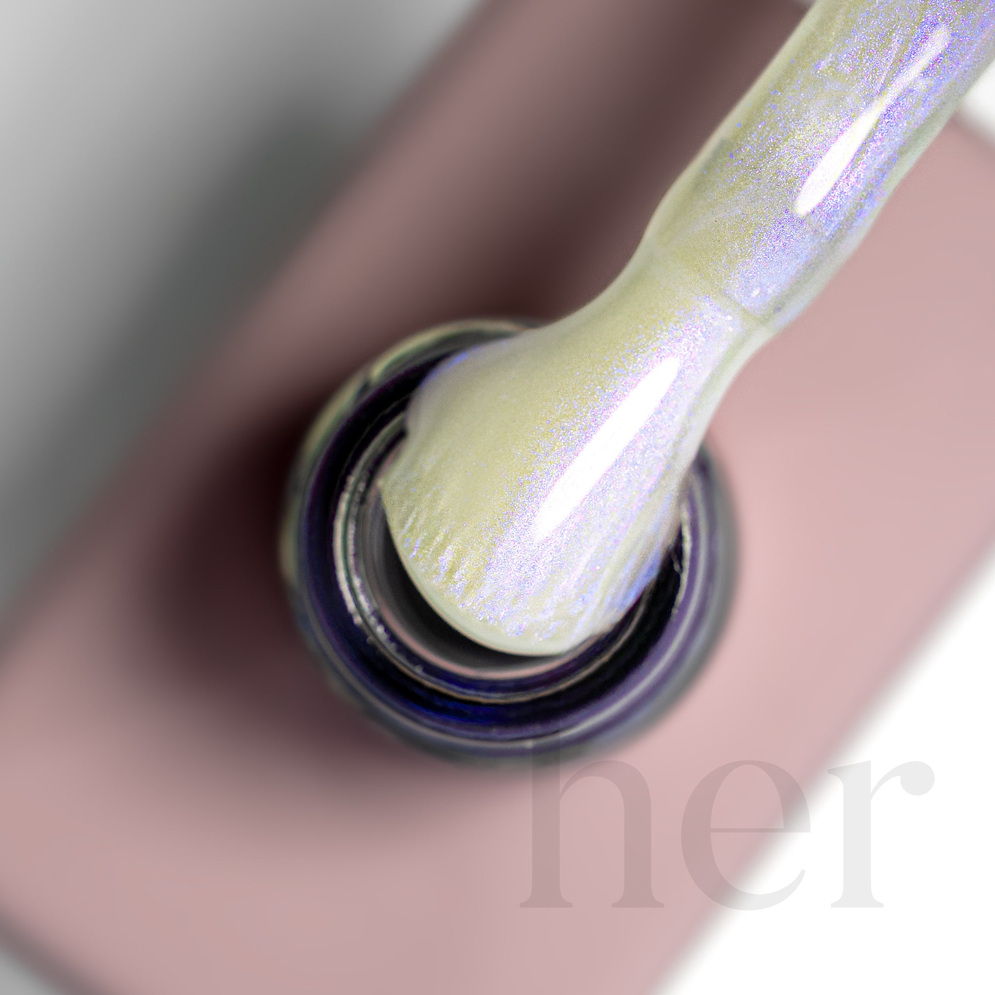 Rubber Base Coat DRAMA QUEEN PURPLE