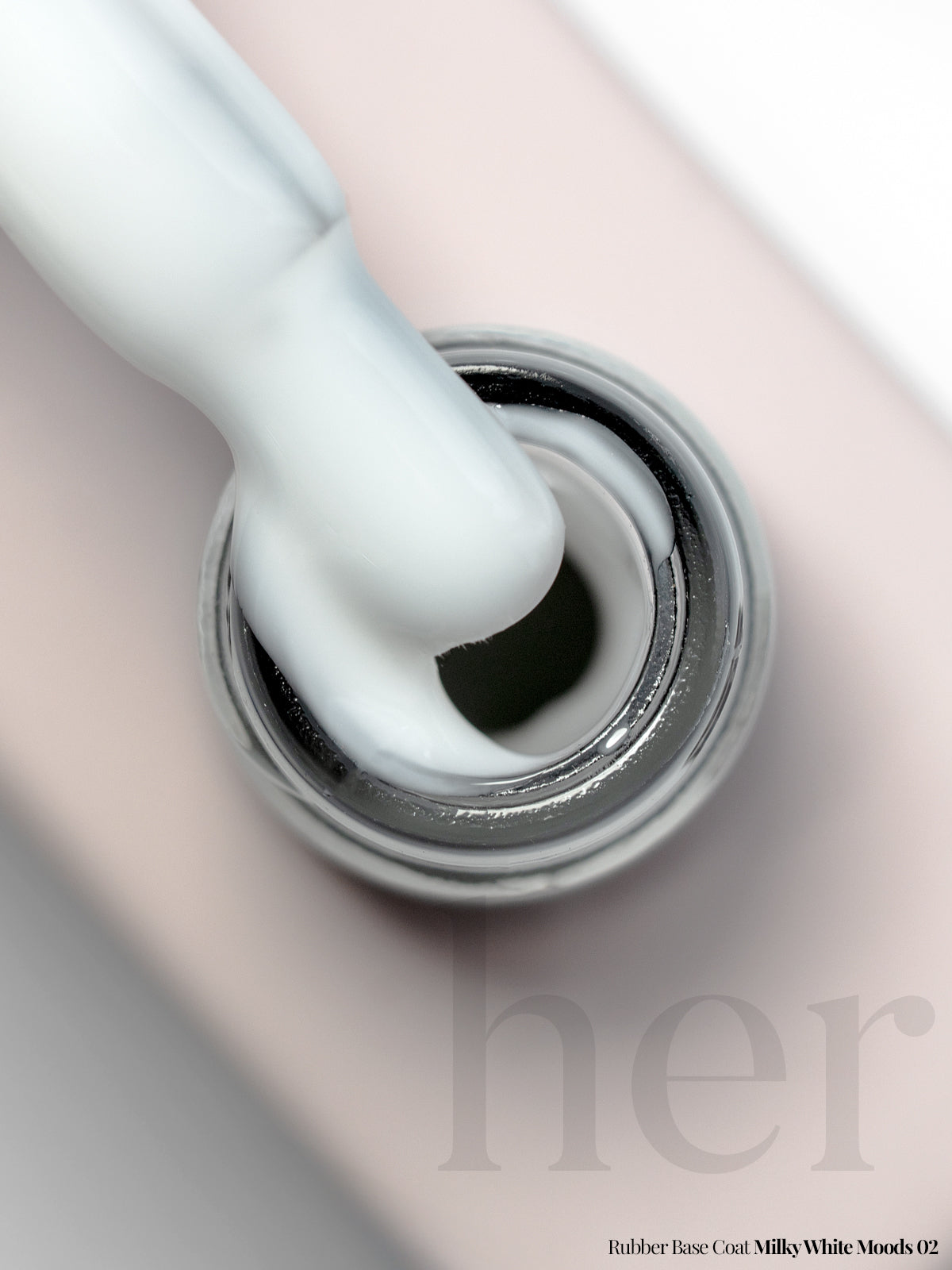 Rubber Base Coat MILKY WHITE MOODS 02