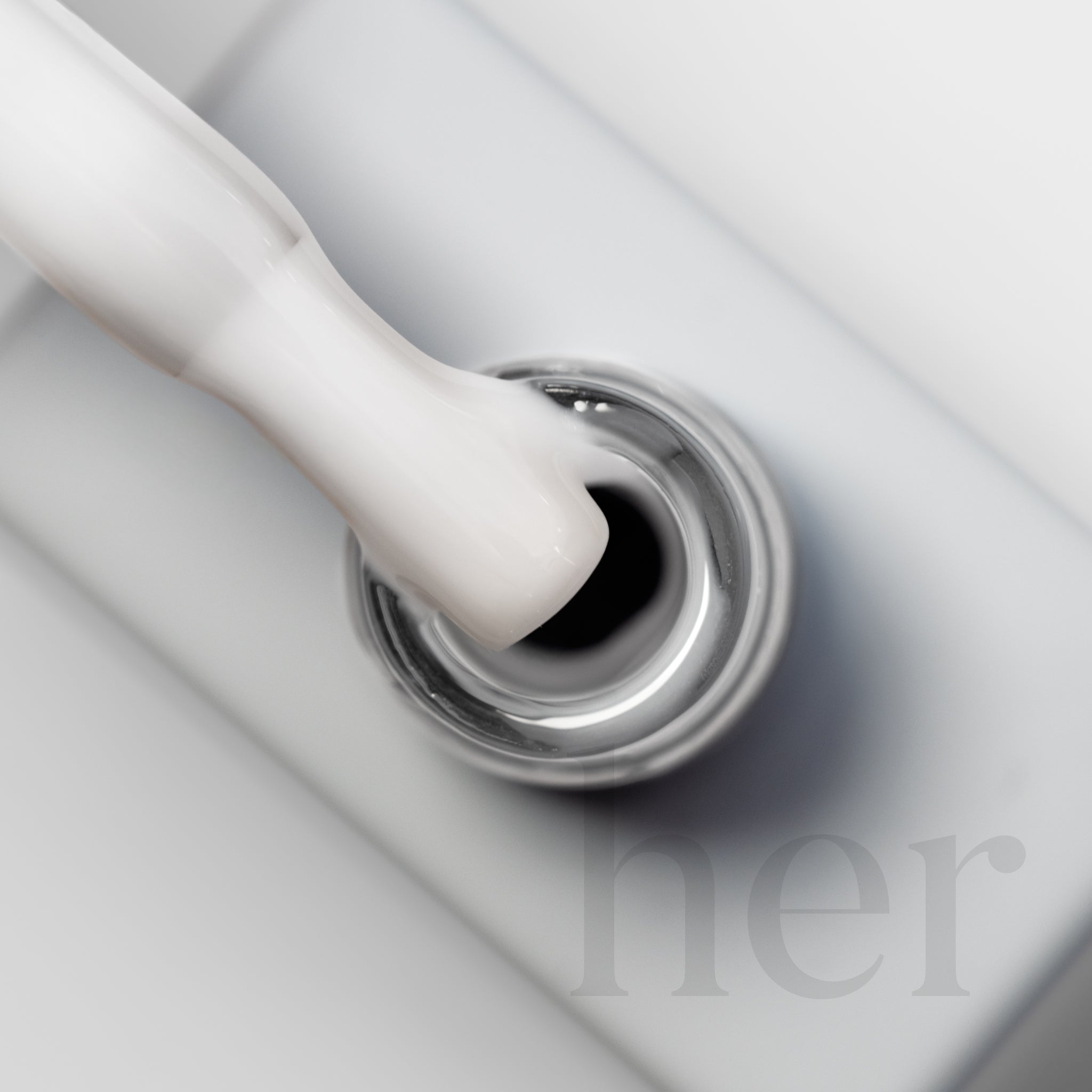 Rubber Base Coat HER - MILKY SNOW