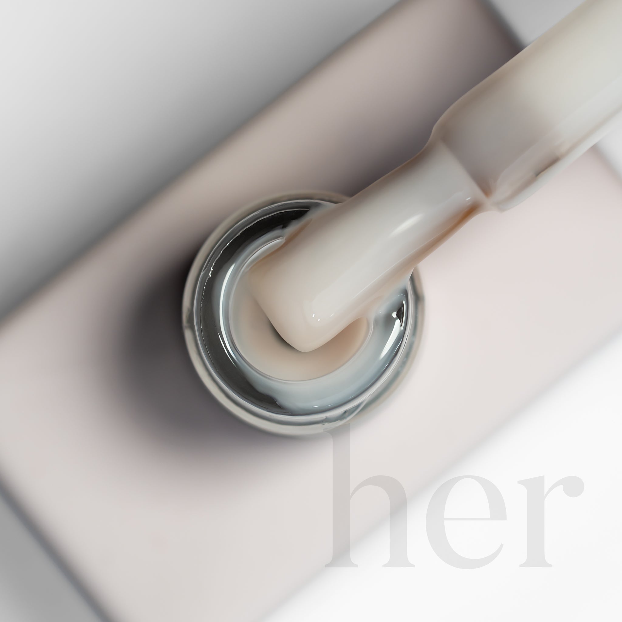 Rubber Base Coat HER - WHITE CREAM