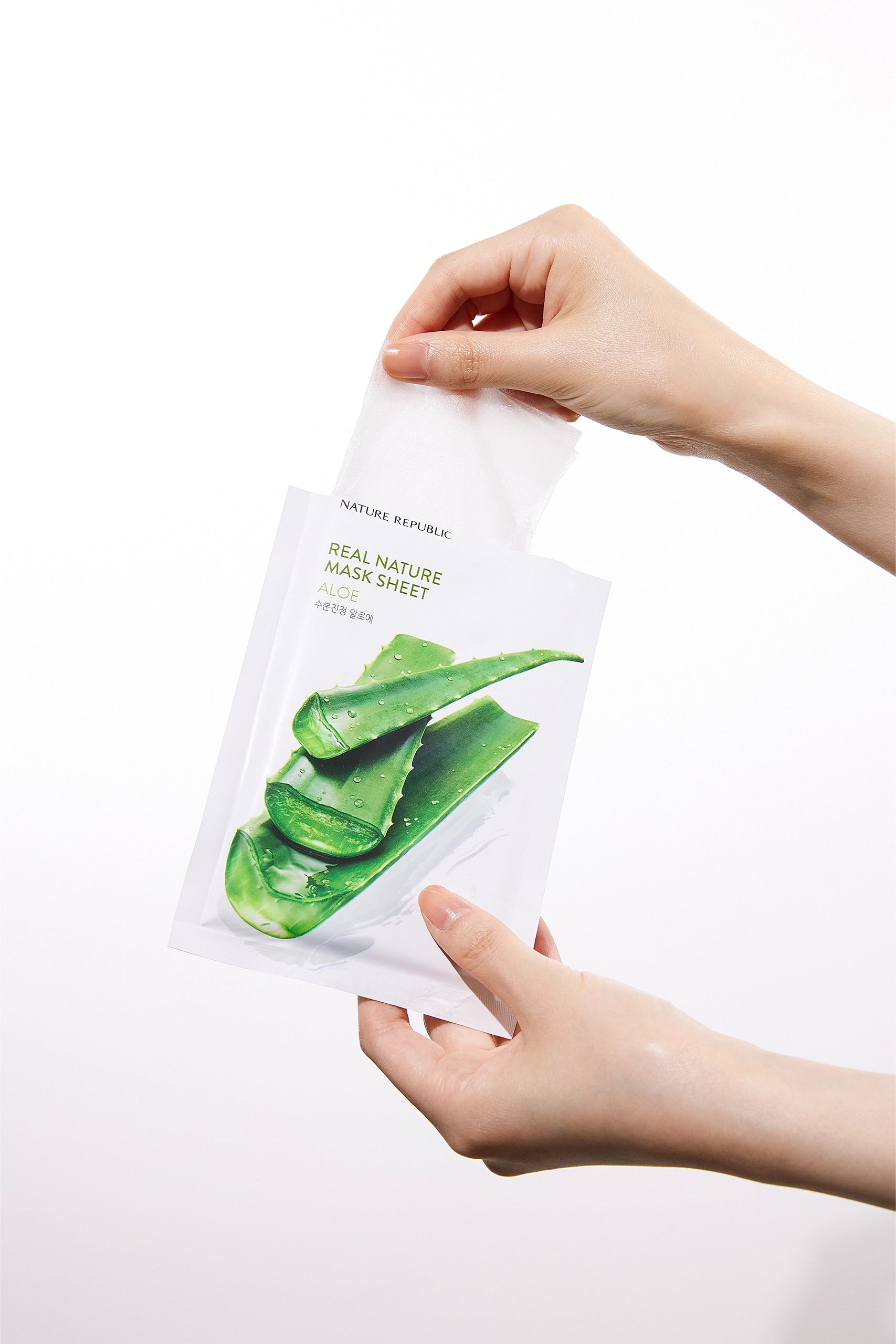 Real Nature Aloe Mask Sheet - Face mask with Aloe Vera extract