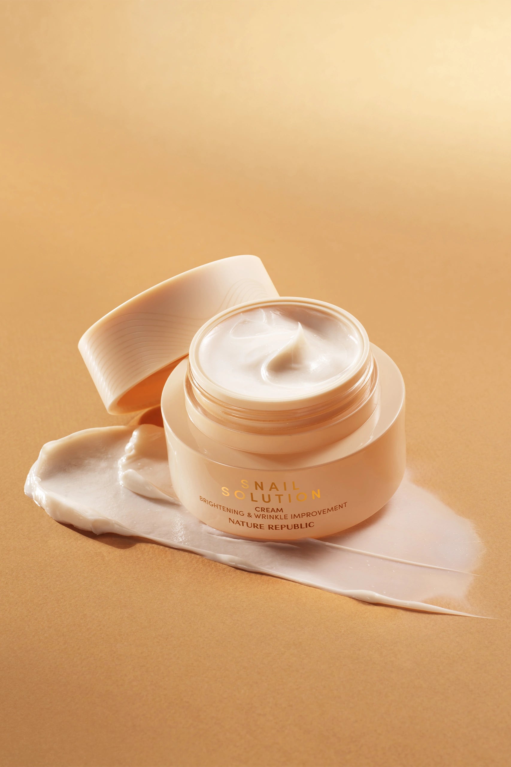 Snail Solution Cream - Moisturizing face cream with Snail Extract