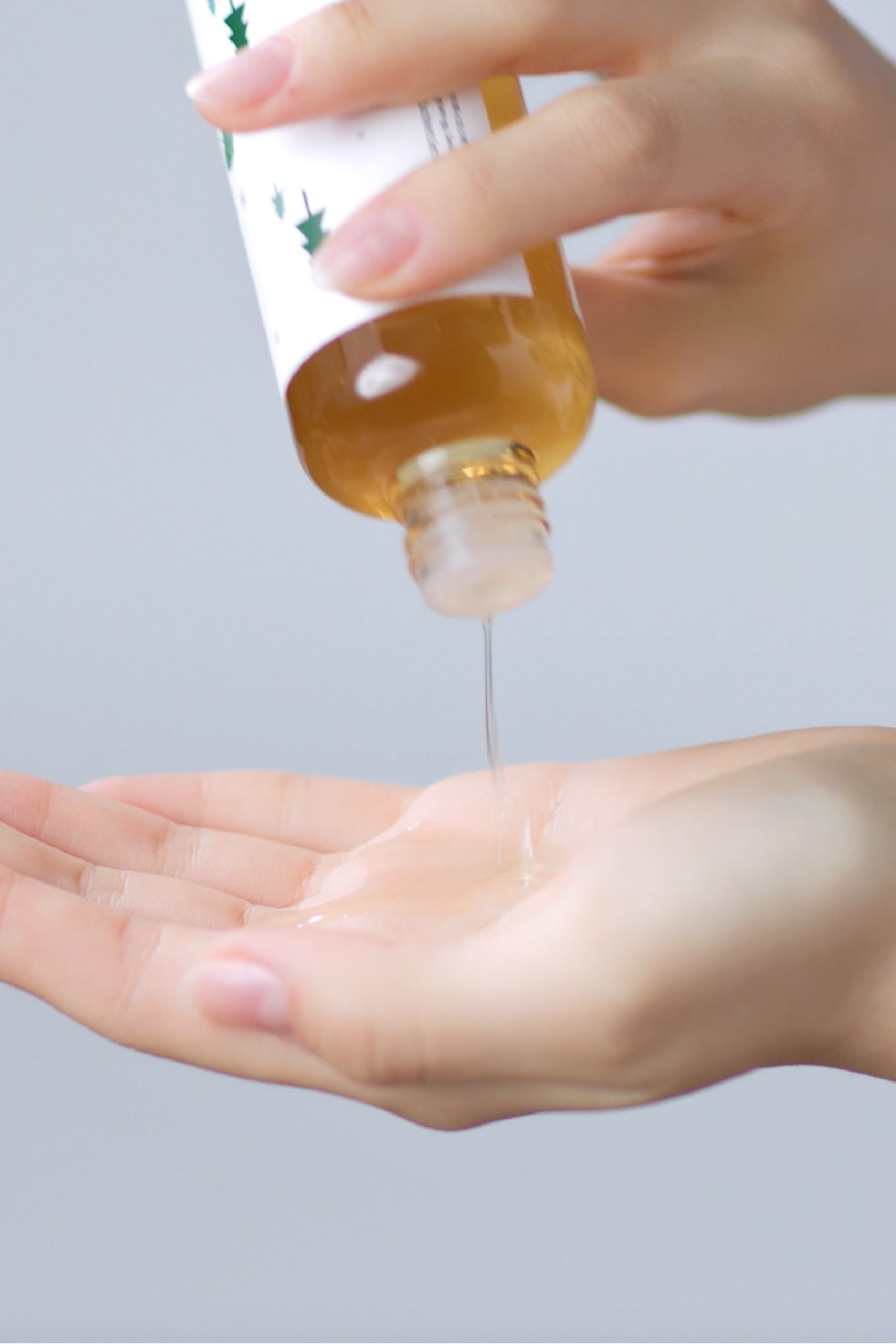 Soondy Centella Asiatica essence - Face essence with Centella Asiatica extract