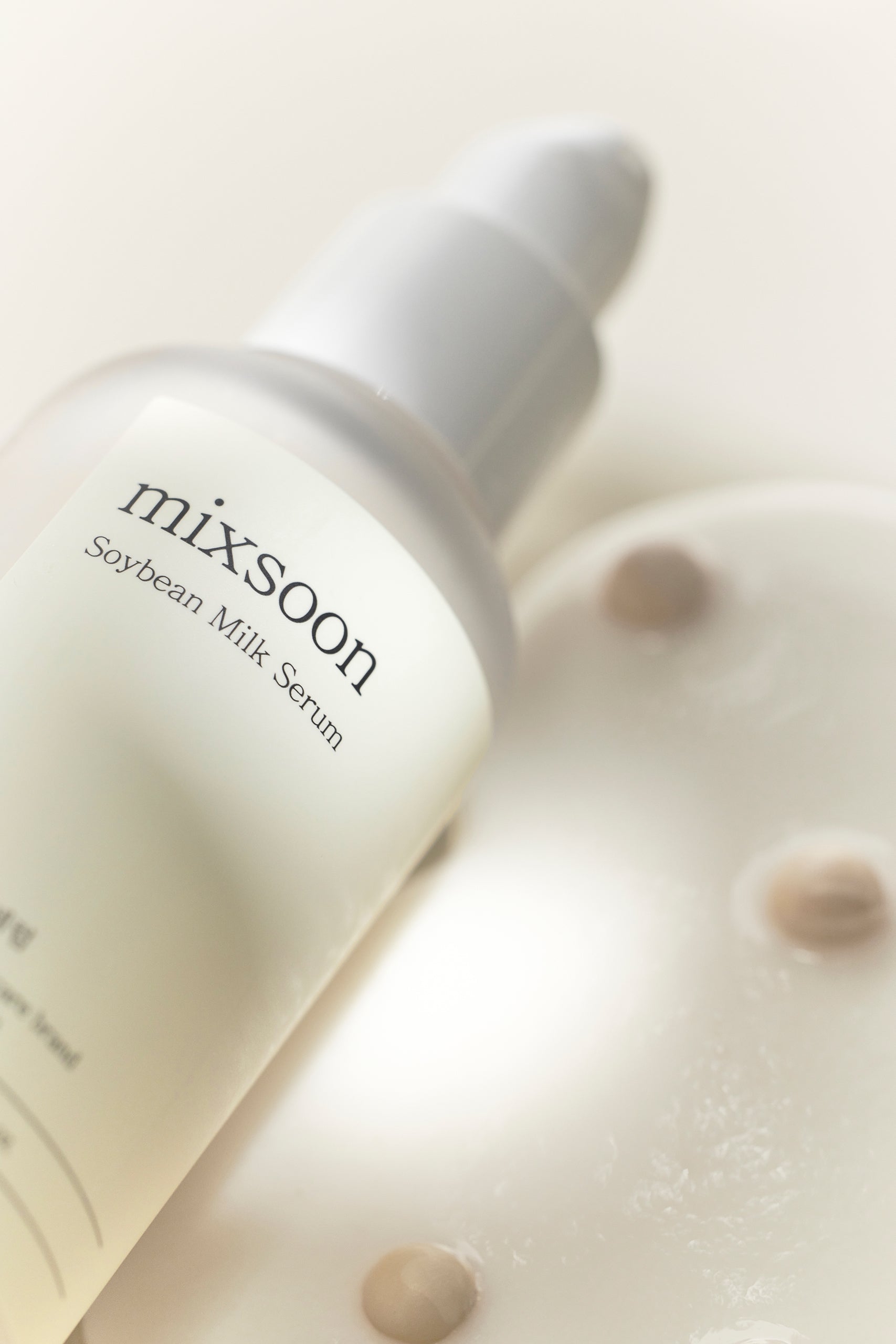 Soybean Milk Serum - Serum for the face with fermented soy extract