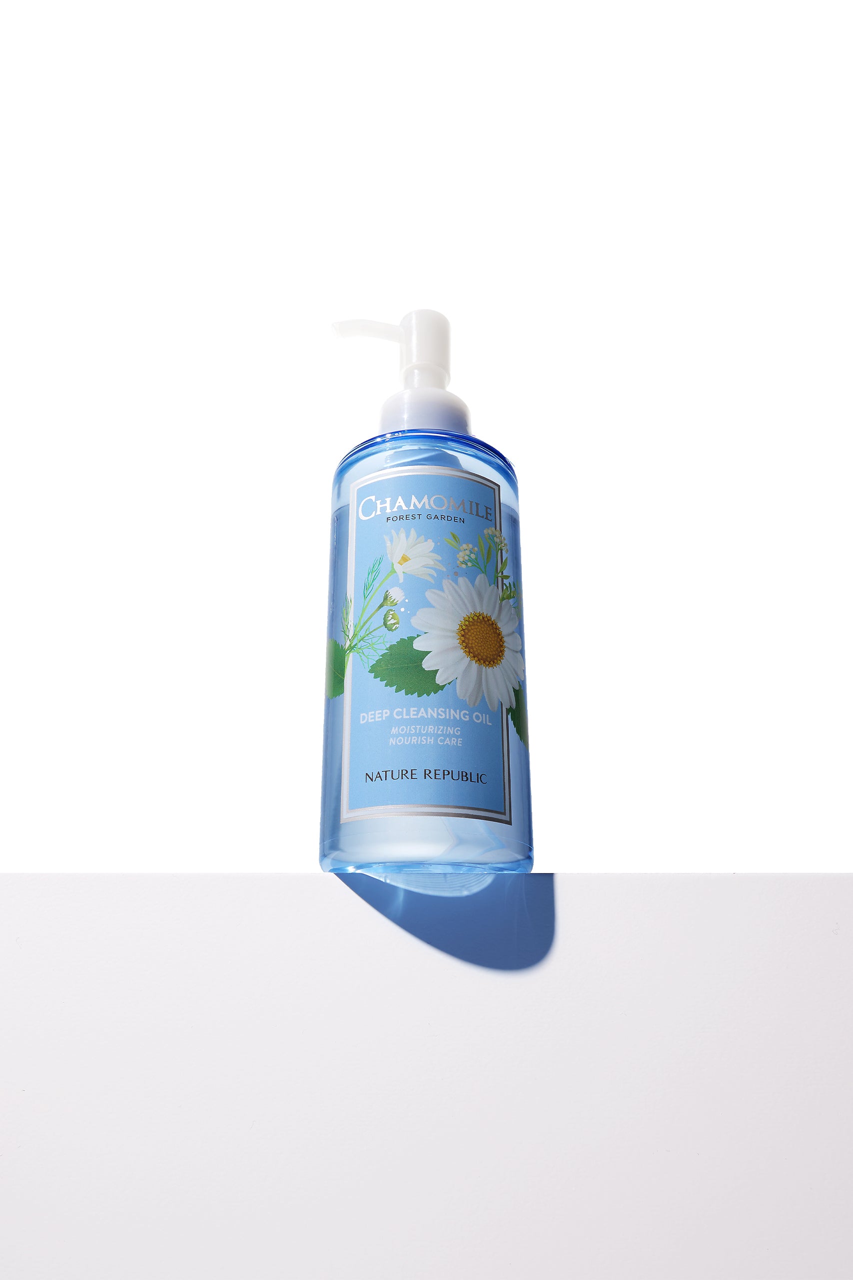 Forest Garden Chamomile Cleansing Oil - Delicate cleansing oil with Chamomile extract