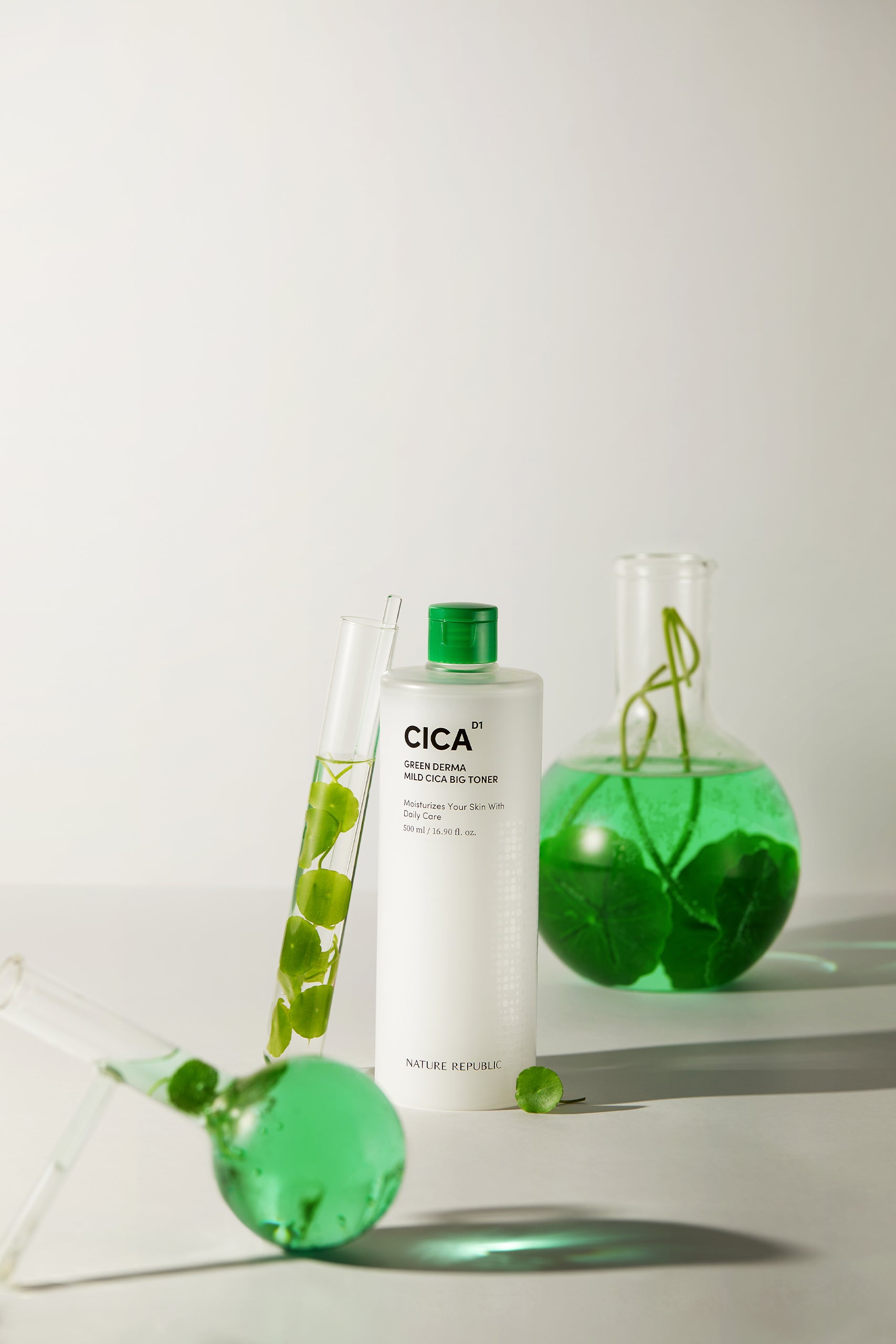 Green Derma Mild Cica Big Toner - Soothing toner with Centella Asiatica