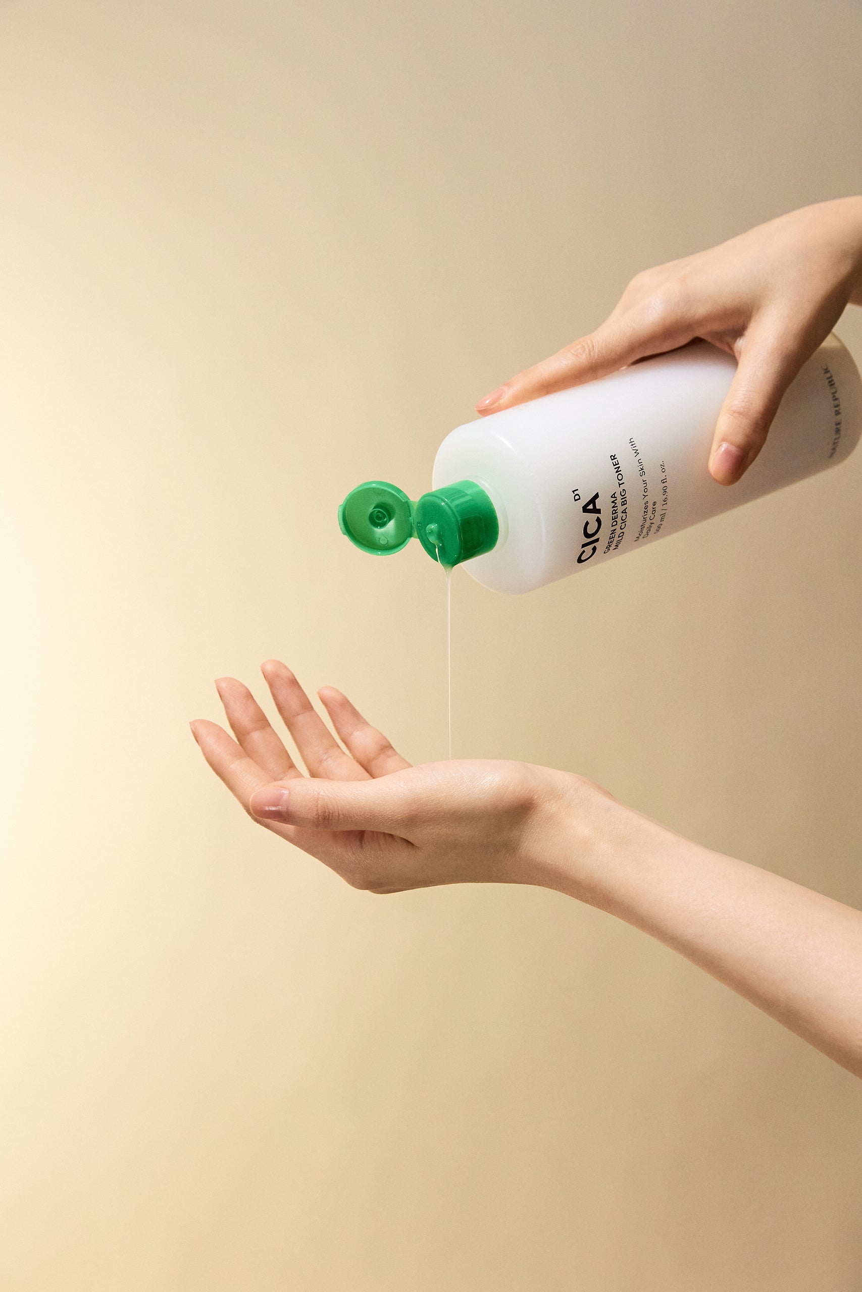 Green Derma Mild Cica Big Toner - Soothing toner with Centella Asiatica