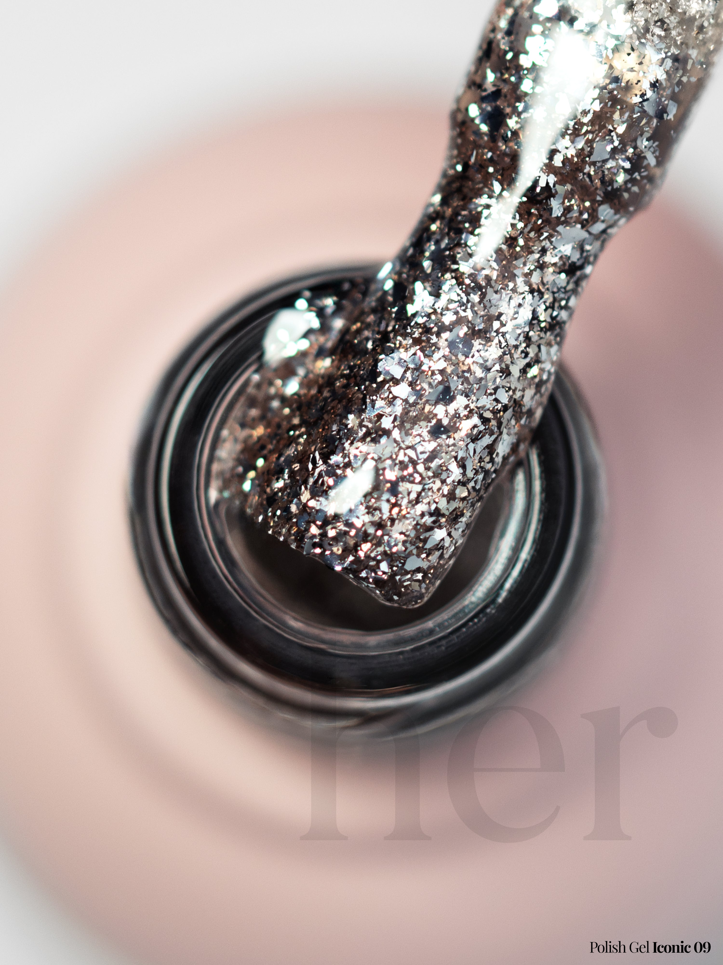Polish Gel Iconic 09 - HER